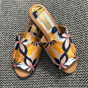 Chula Floral Open-Toed Mules - Yellow and Navy